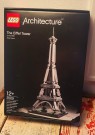 Sett 21019 The Eiffel Tower thumbnail